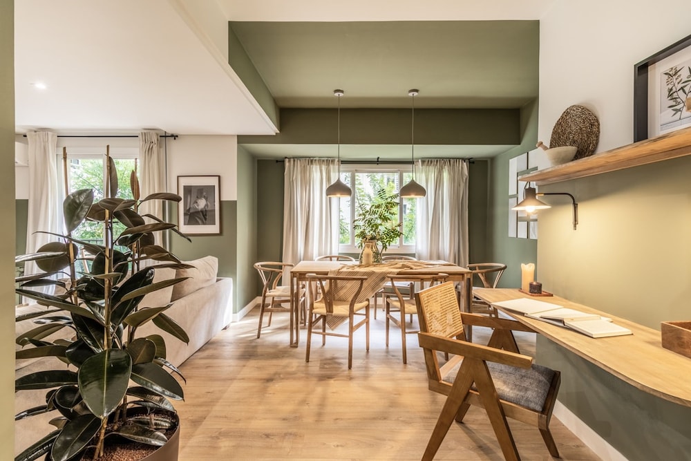 Luque - 3 Bedrooms and Balcony in Lista