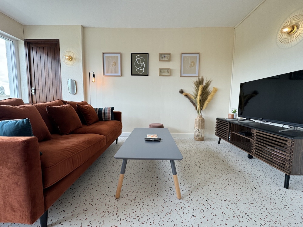 Apartment in Le Mans Near 24H Circuit