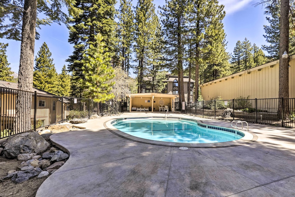 Lake Tahoe Vacations - Incline Village Condo: 1 Mi to Diamond Peak Resort - Property Image 13