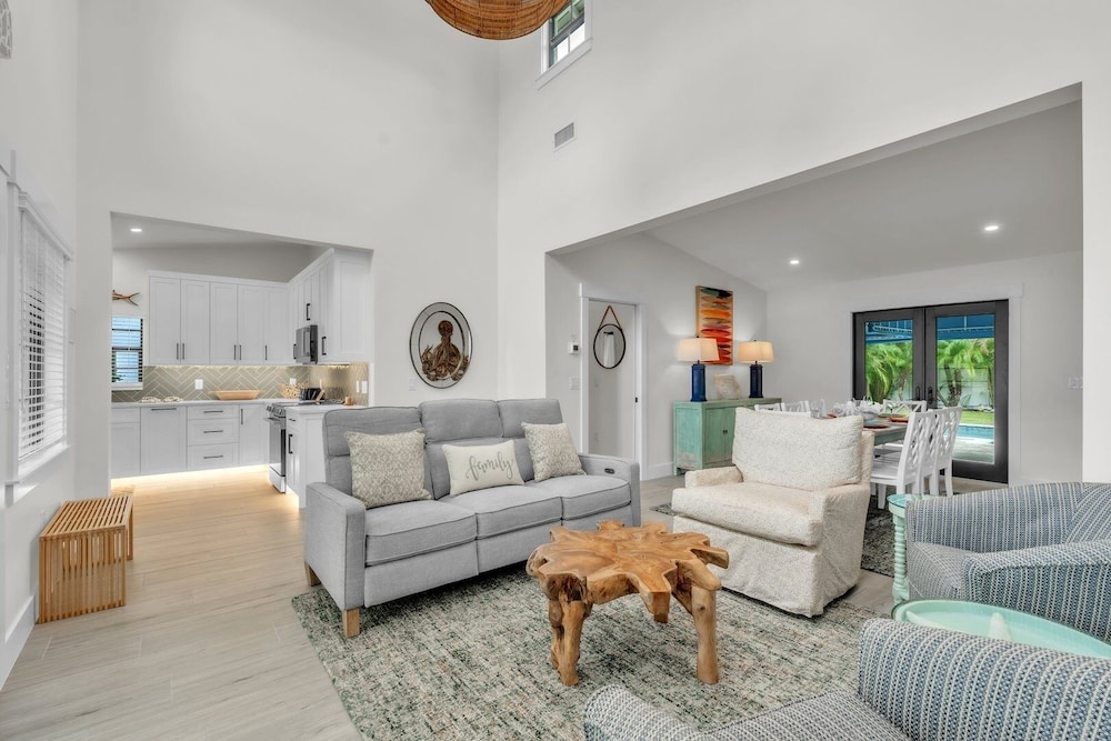 Chilli Fish 4 Bedroom Home