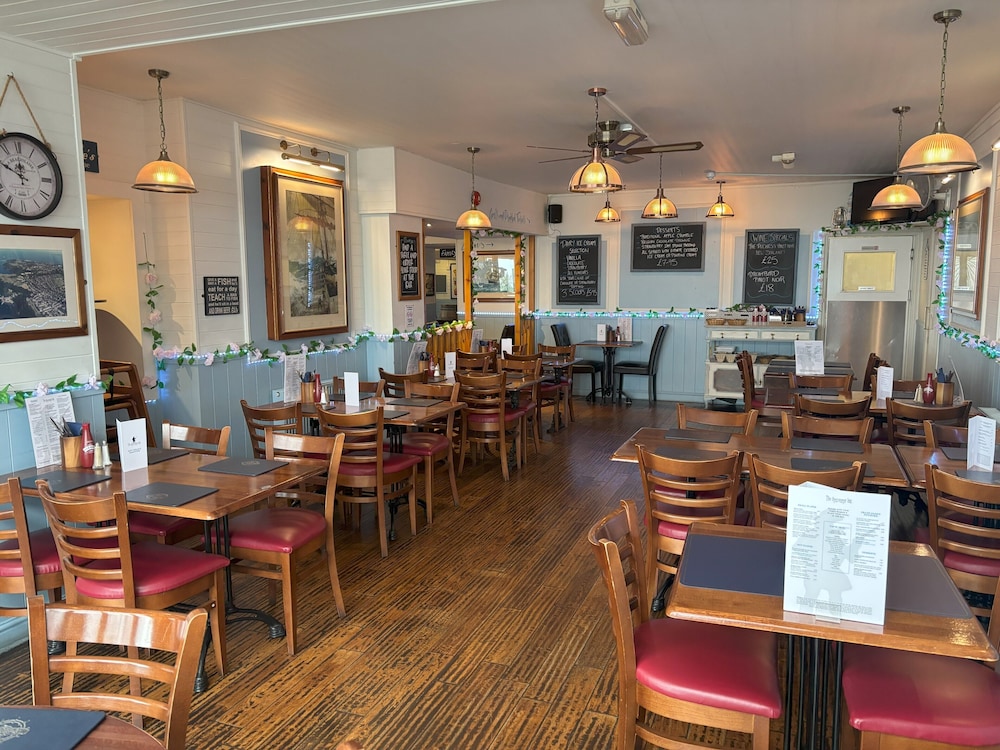 The Buccaneer Inn