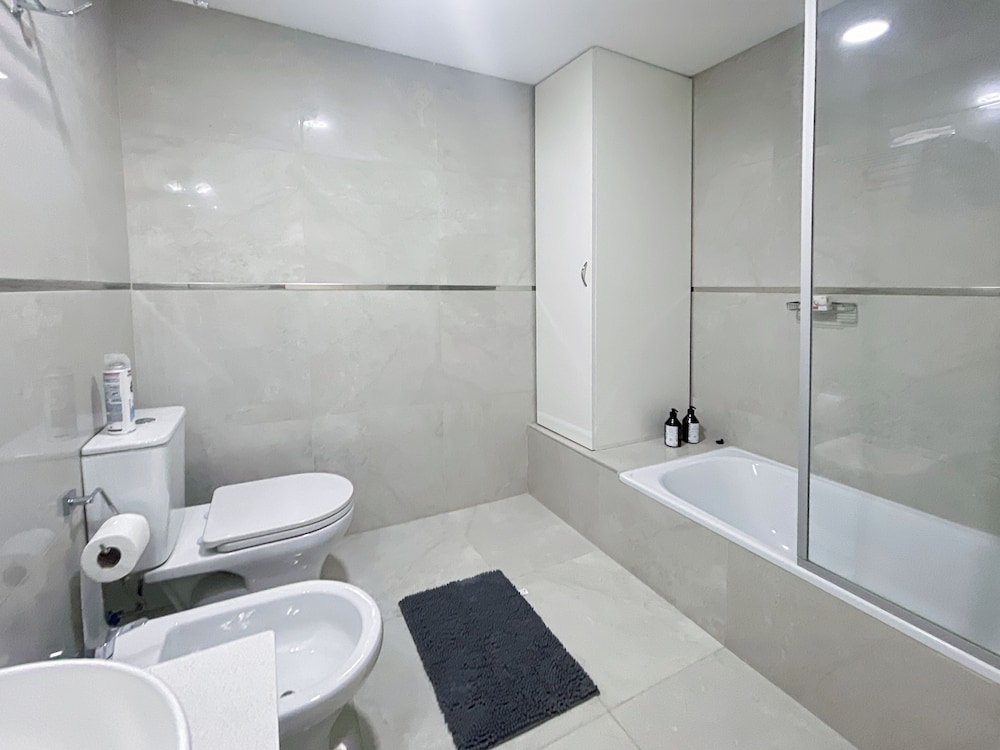 Ayres Suites Moreno
