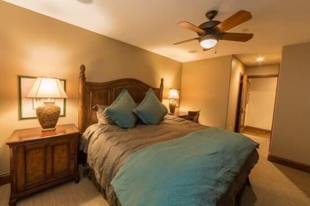 Vail Ski Resort - Luxury Condos