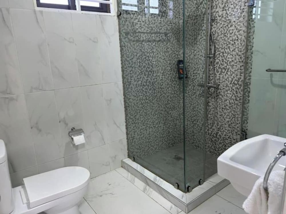 3 Bedroom En-suite House in Communication Hills, East Legon Hills