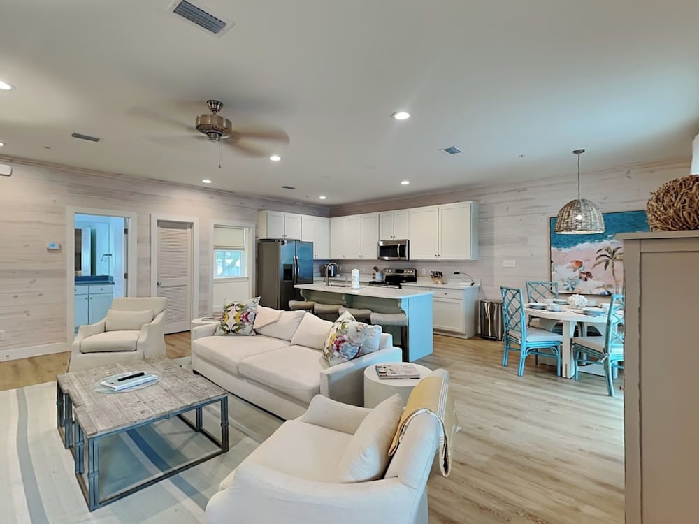 Cottages at Old Bay #5 by Southern Vacation Rentals