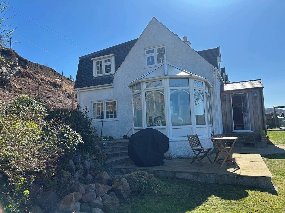 2 Guests - Bbq & Patio - Sea Views