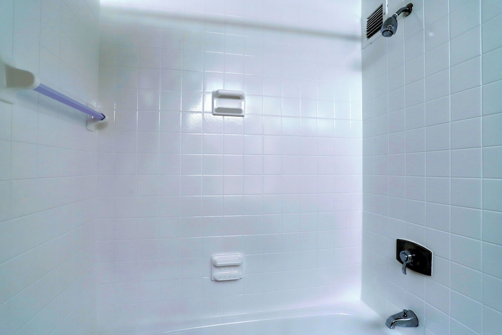 Modern Apartment with Top Amenities