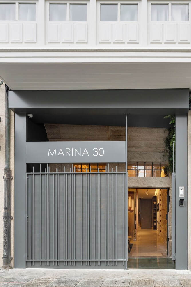 Marina 30