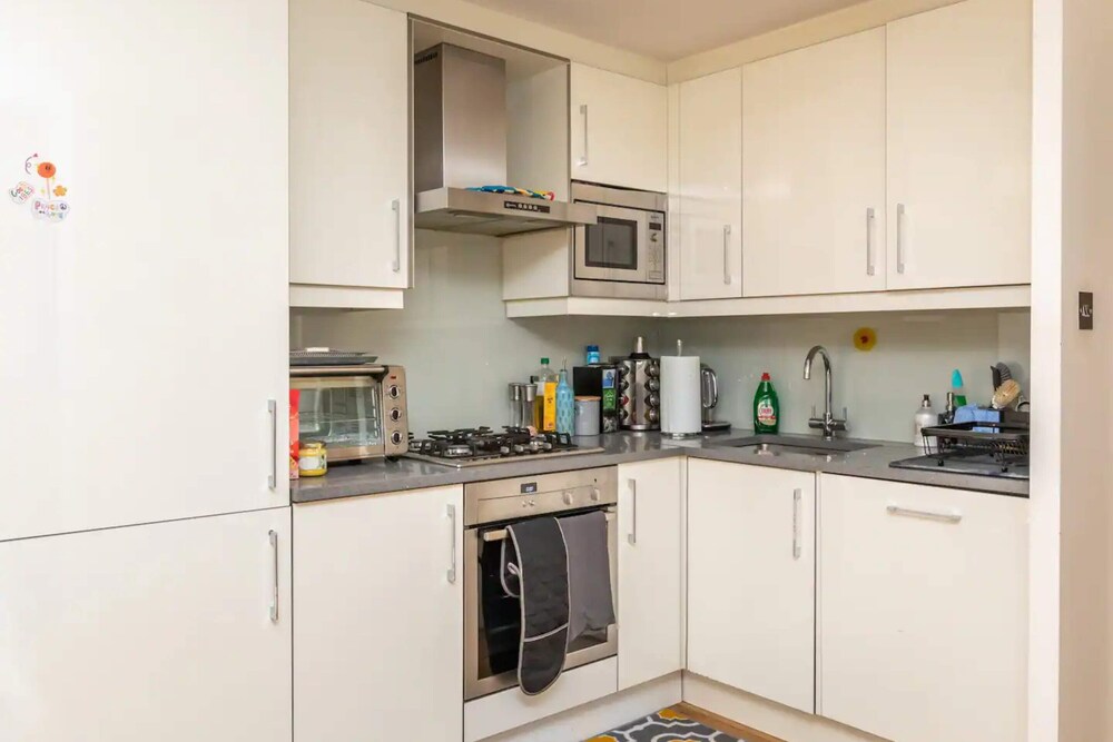 Modern & Spacious 2BD Flat - Westbourne Park