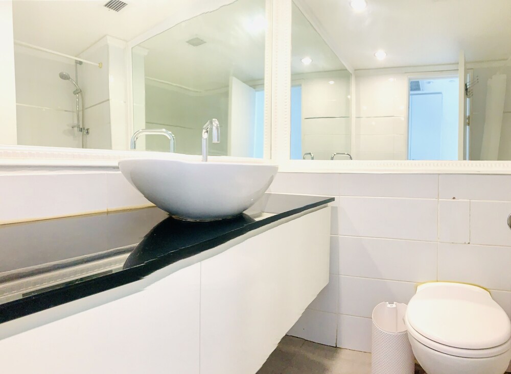 Carmel Holiday Apartments