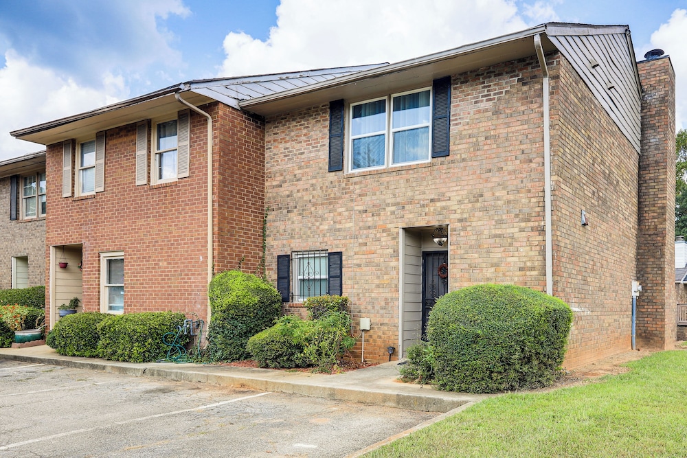 Easy ATL Access: Suburban Home Base w/ Patio