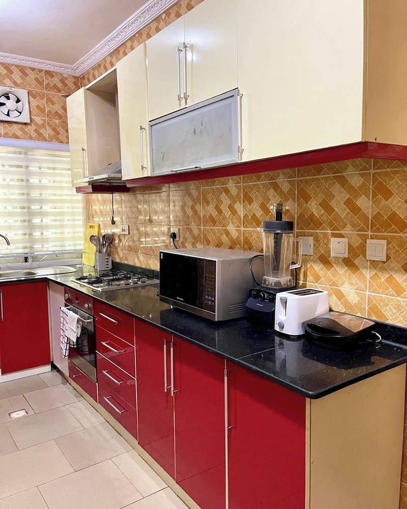 Smart Emmanuel's Place