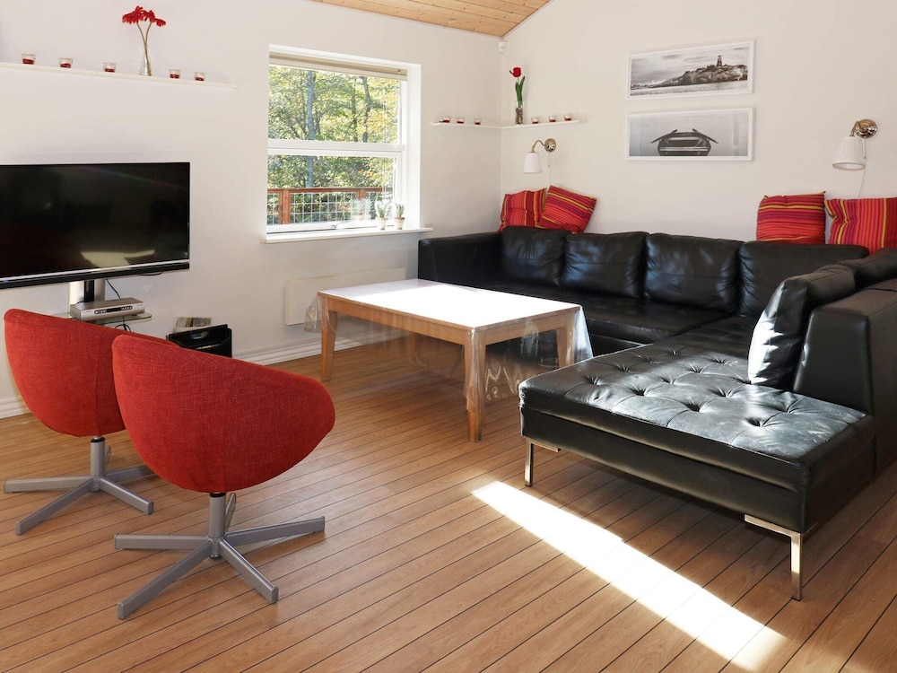 8 Person Holiday Home in Hadsund view 3