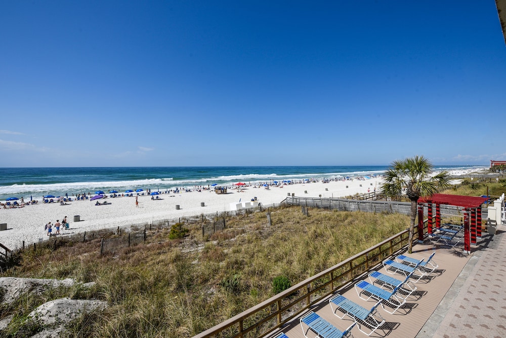 Majestic Beach Resort by Book That Condo