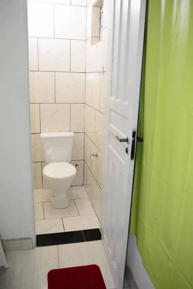 Lize Hotel-Hostel