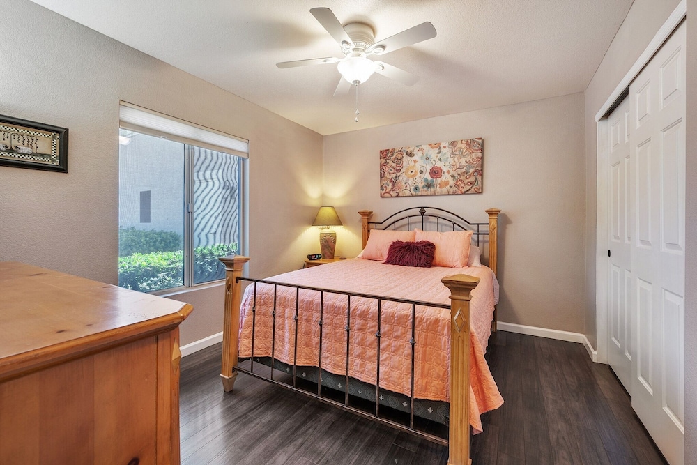 Private Tuscany Oasis With Pool - Perfect For Families, Couples Or Business Travelers 4 Bedroom Home by RedAwning view 5