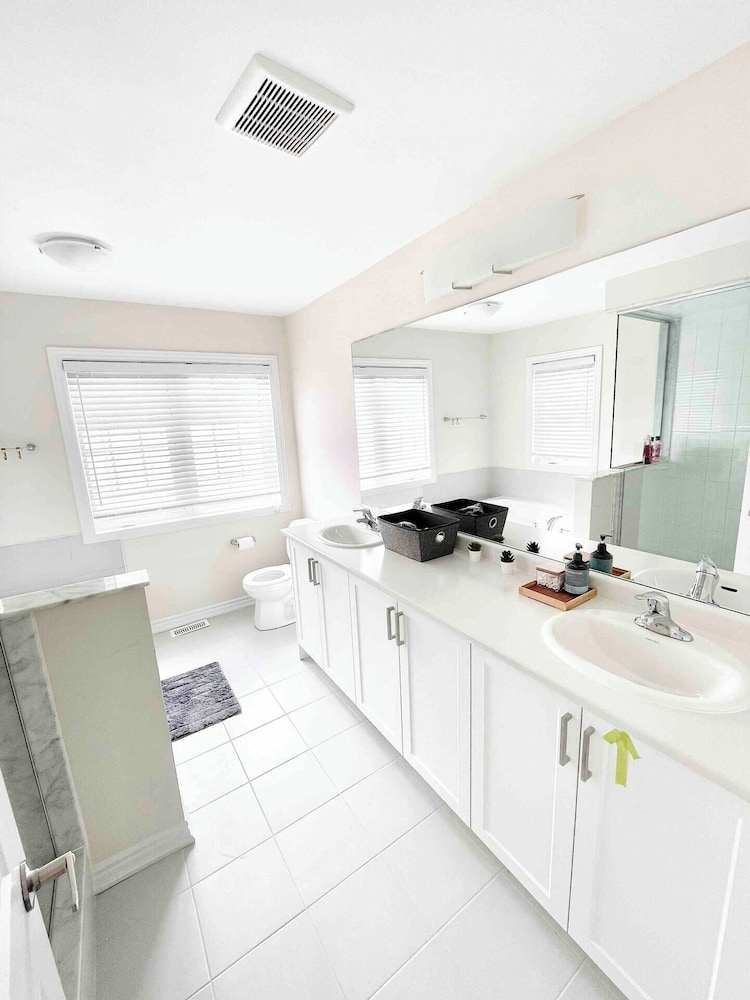 Two Adjacent Homes with 8 Bedrooms