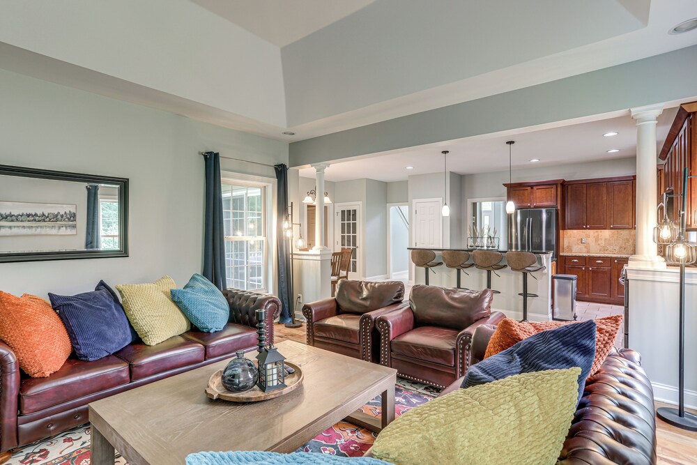 Game Room & Hot Tub: Big Fun in Ellicottville