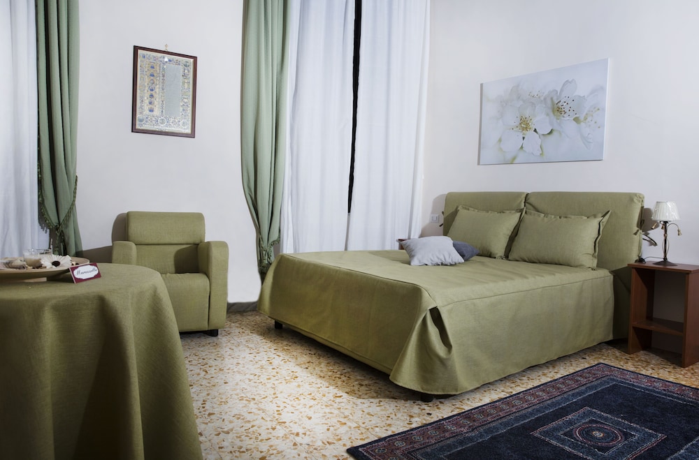 B&B Rochel