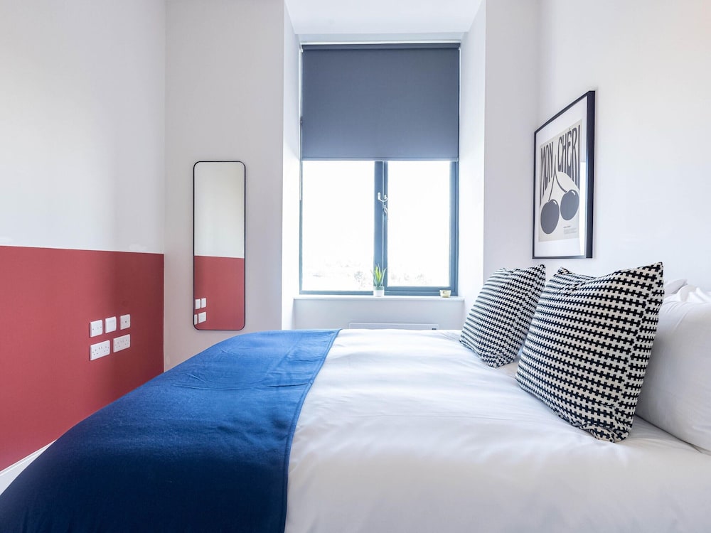 Roundhay Park One-bedroom Haven by Belvilla view 5