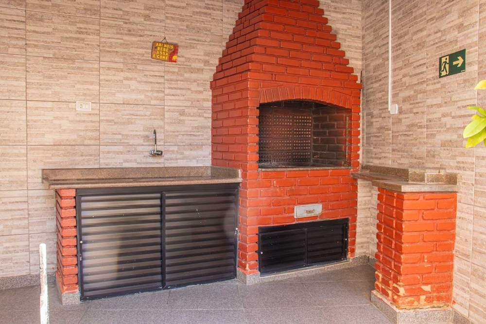 Apartamento Pet Friendly c Garagem a 400m da Praia