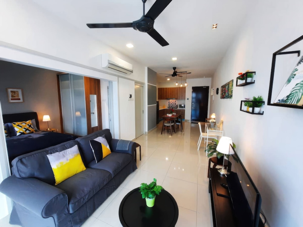 Ciao Pacific 63 Residence Apartments