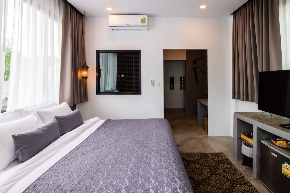 Mukrada House