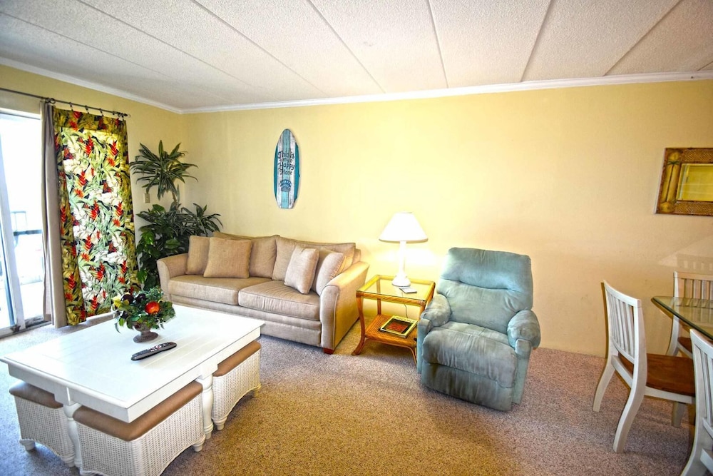 Sandpiper Dunes 605 2 Bedroom Condo view 4