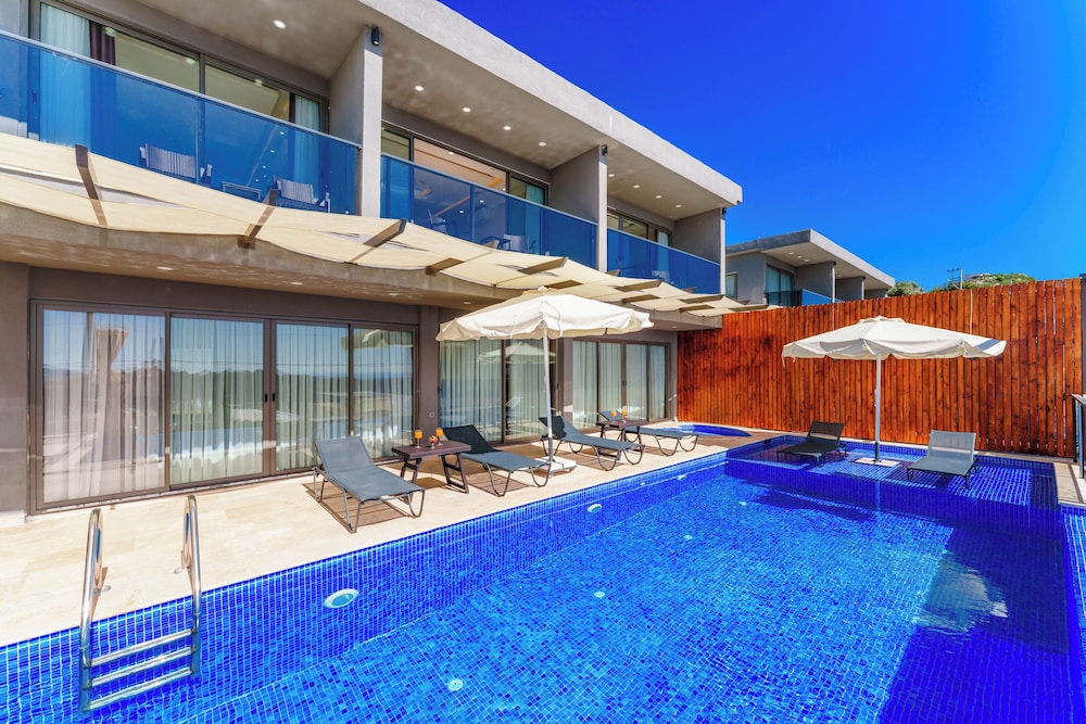 Grand Emora Villas