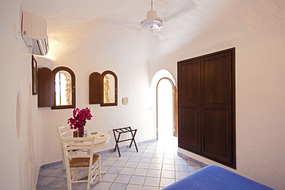 Albergo I Dammusi Di Borgo Cala Creta