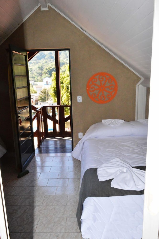 Pousada Villa Três