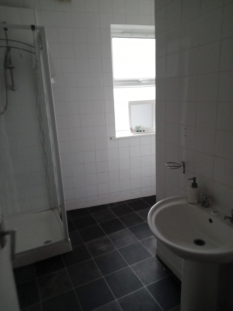Sunny Seaside Apartment in Blackpool
