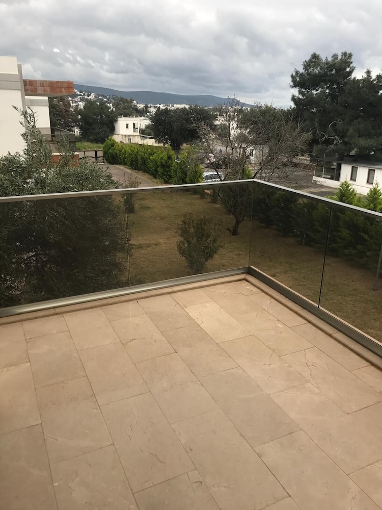 Cakir Villalari view 5