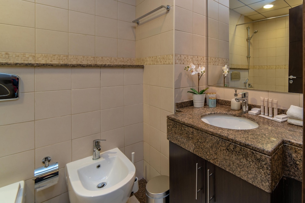 Dream Inn Dubai Bay Central