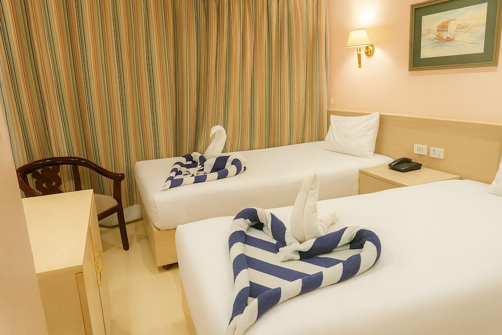 Nile Cruise Harmony every Monday from Aswan 3 nights and every Thursday from Luxor 4 nights