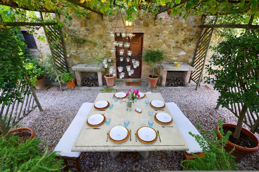 Camparone by Arceno Rentals Club