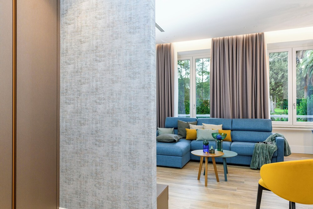 Domus Augustea - Luxury Accommodations