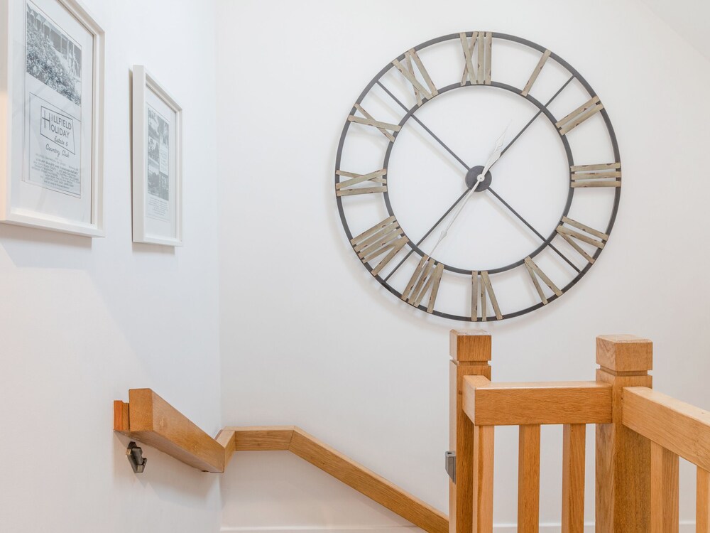 5 Court Cottage, Hillfield Village