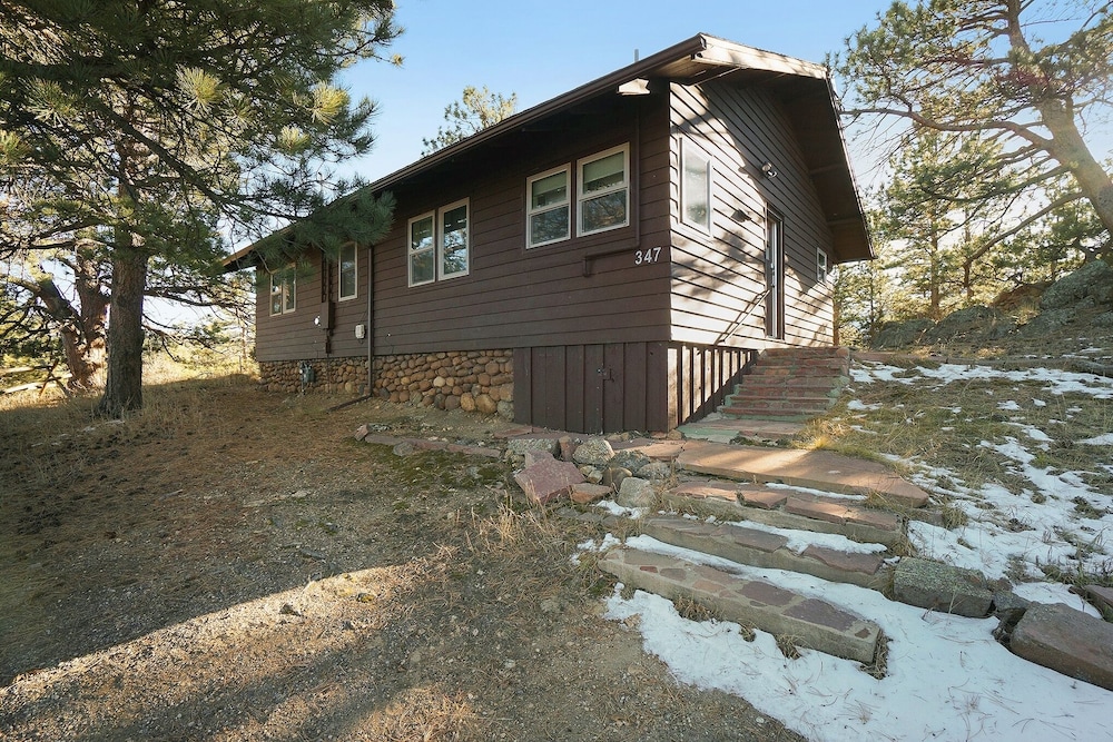 O'deer Cabin - Pet Friendly - Estes Park -- Ev#3241 2 Bedroom Cabin by RedAwning