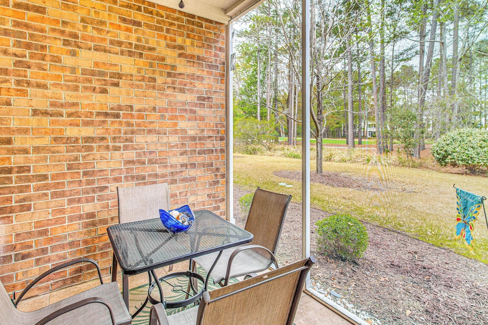Resort Pool & Golf: Centrally Located NMB Retreat!