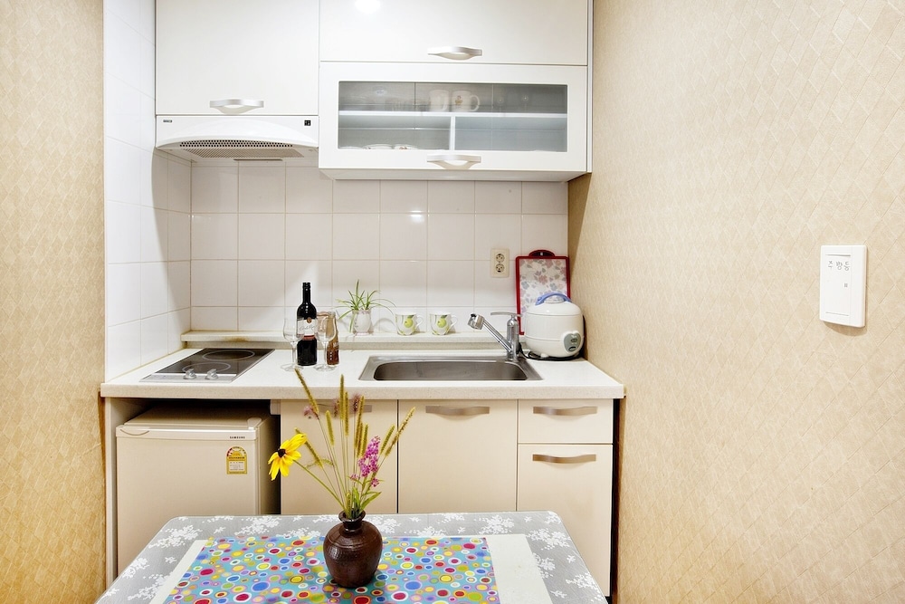 Just Like Natural Home Pension