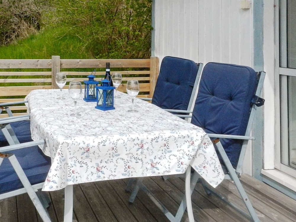 7 Person Holiday Home in Lysekil view 2