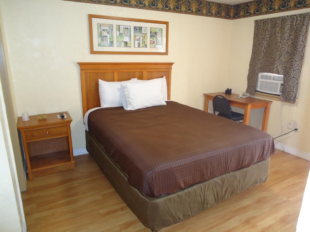 Budget Inn