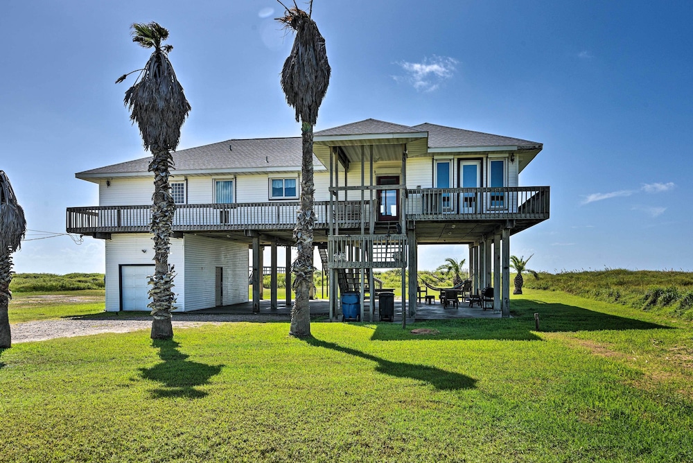 Beach Access: Renovated 'casa Bonita Surfside' view 2
