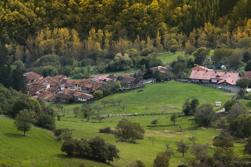 Apartamentos Los Picos de Europa view 5