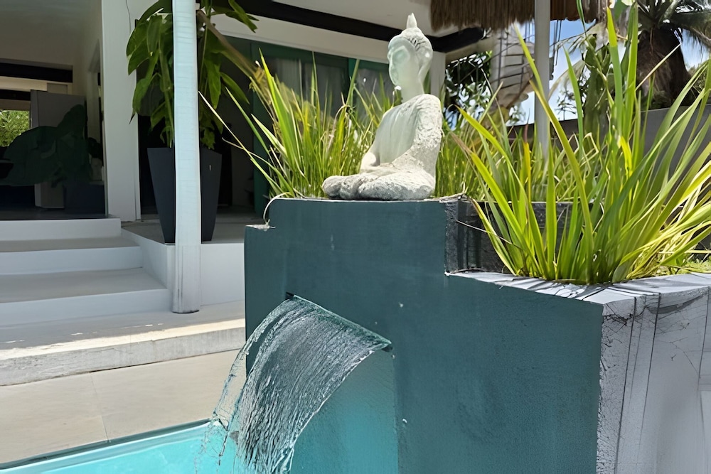 Oceana Suites Casa Algaroba
