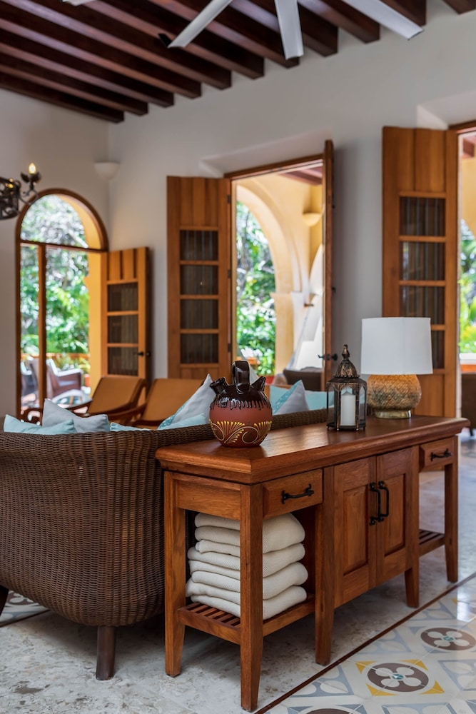 Anana Hacienda Chekul Sanctuary w Private Beach
