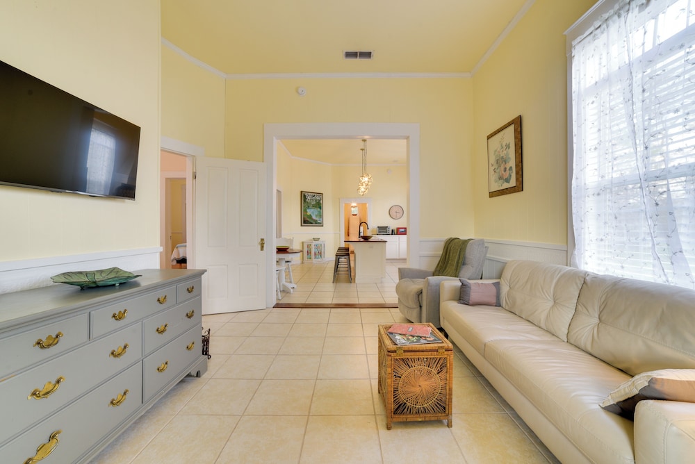 Thomasville Vacations - Cozy Thomasville Cottage - Walk to Downtown! - Property Image 1