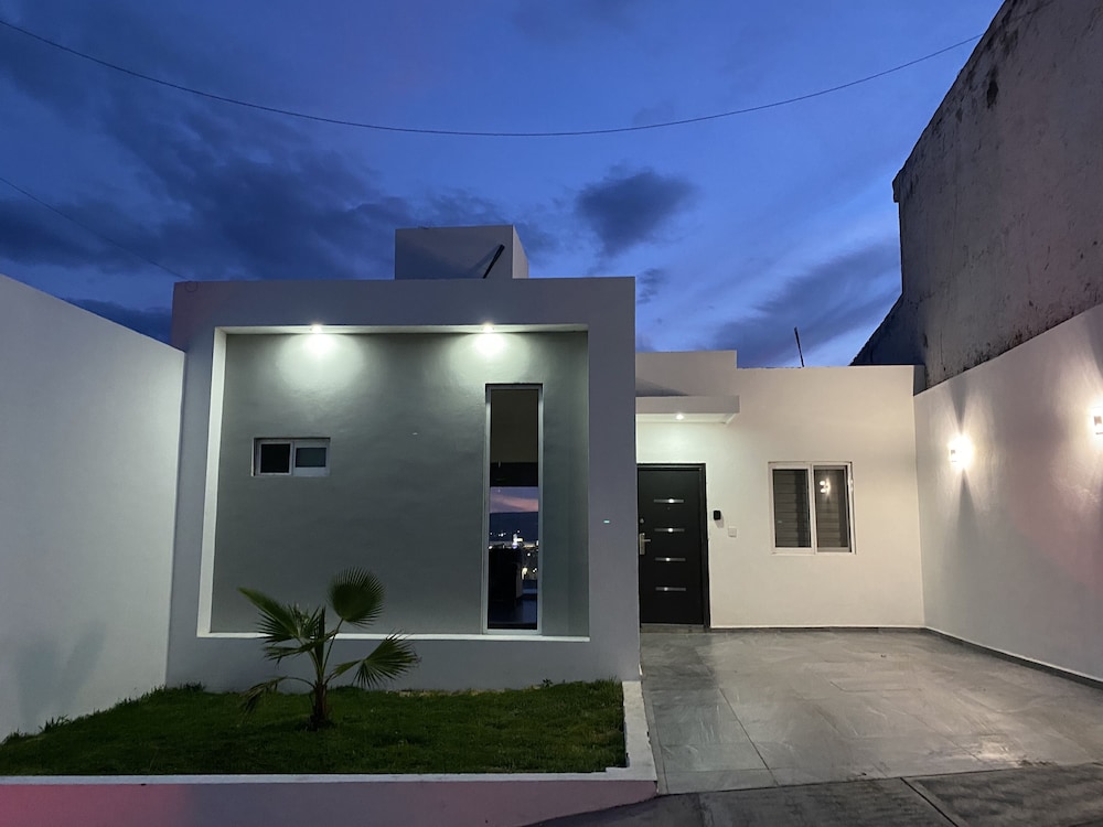 Casa entera Vista panoramica view 2