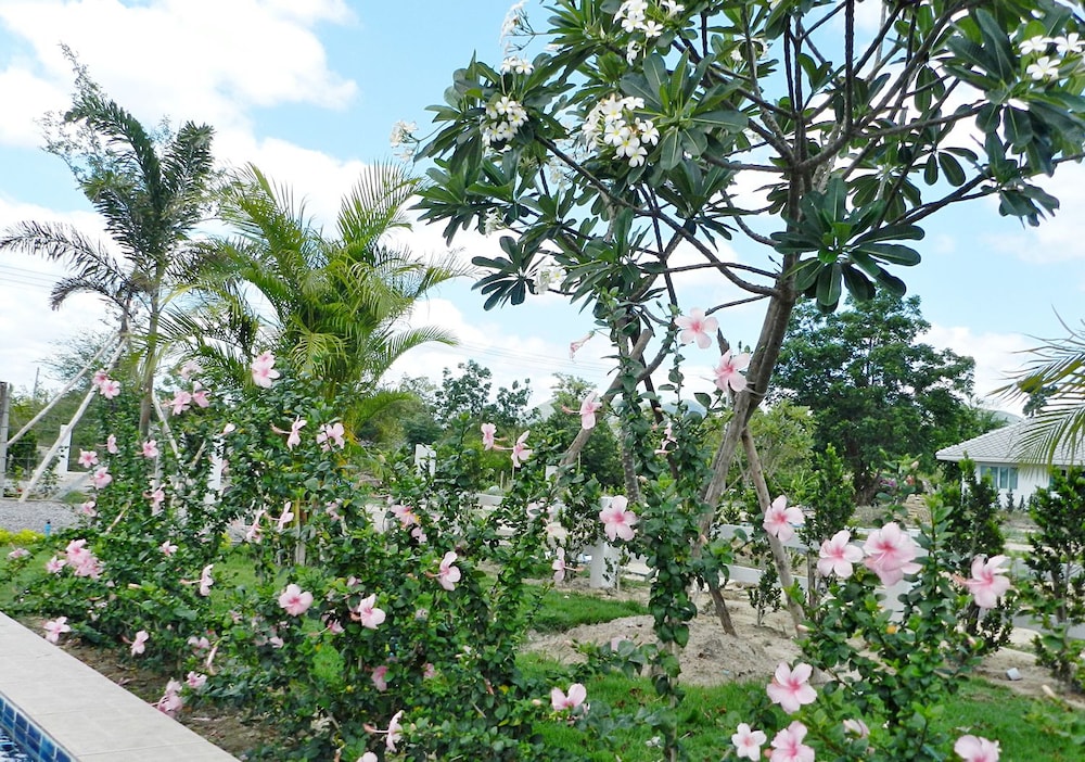 Cha-am Pool Villa